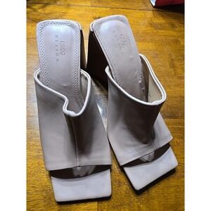 Y2K Tan block heel mules size 8 ASOS